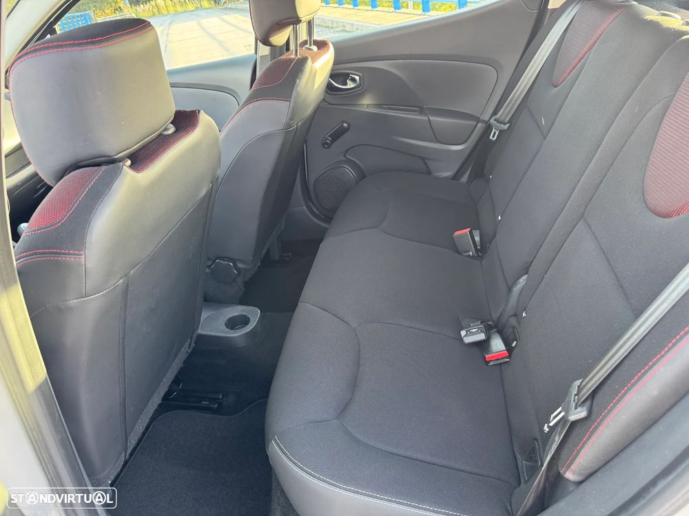 Renault Clio 1.5 dCi 75 Expression - 20