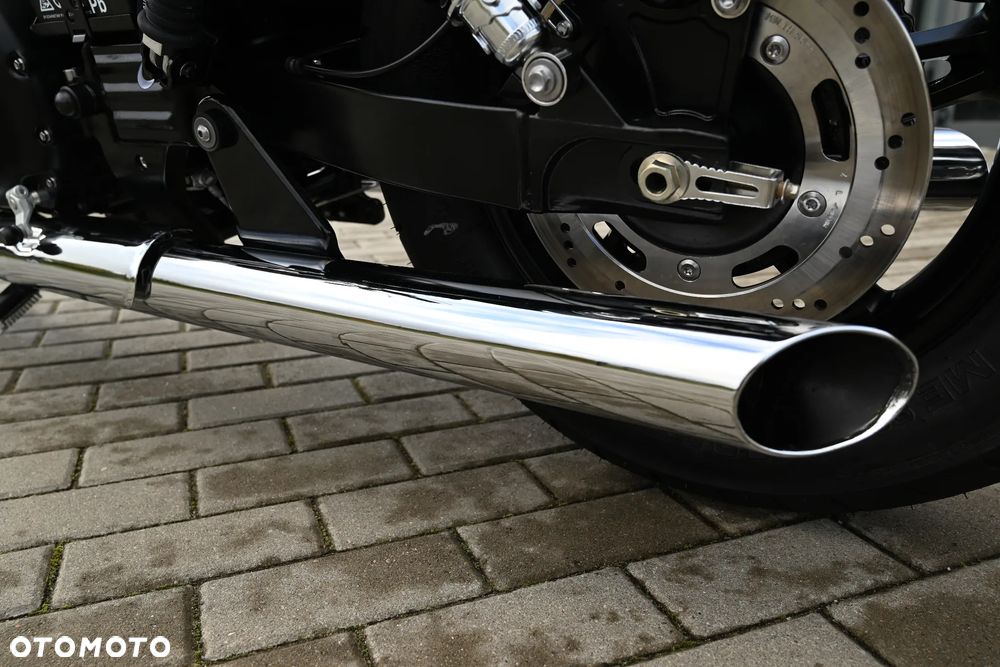 Triumph Speedmaster - 37