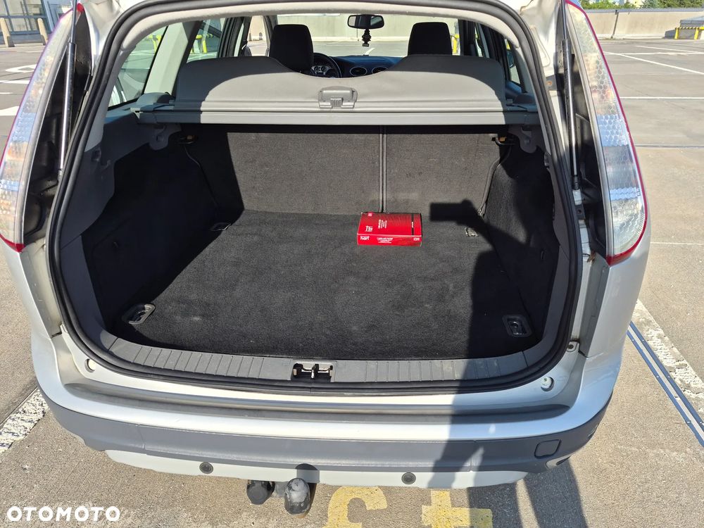 Ford Focus - 8