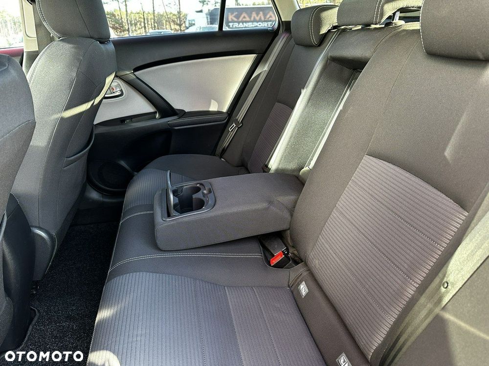 Toyota Avensis 1.8 Premium - 13