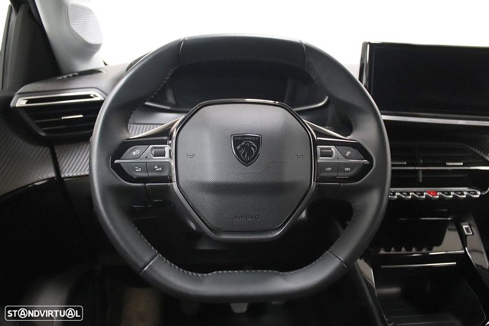 Peugeot 208 1.2 PureTech Allure - 18