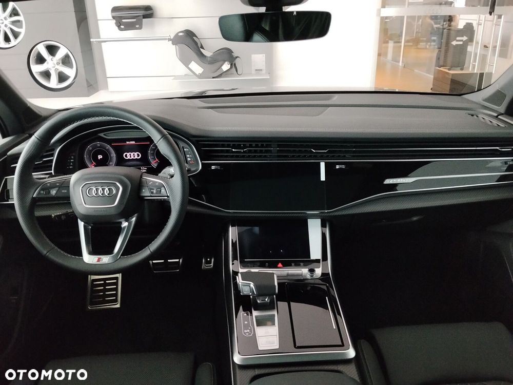 Audi Q7 - 11