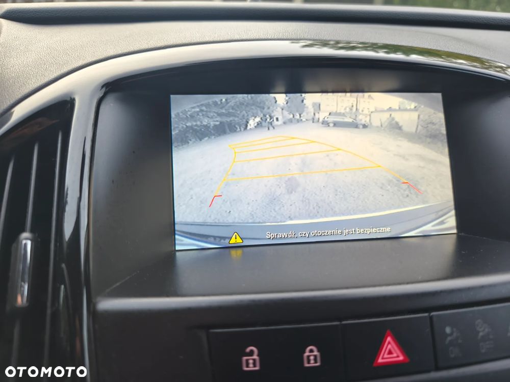 Opel Astra 2.0 CDTI Cosmo S&S - 20