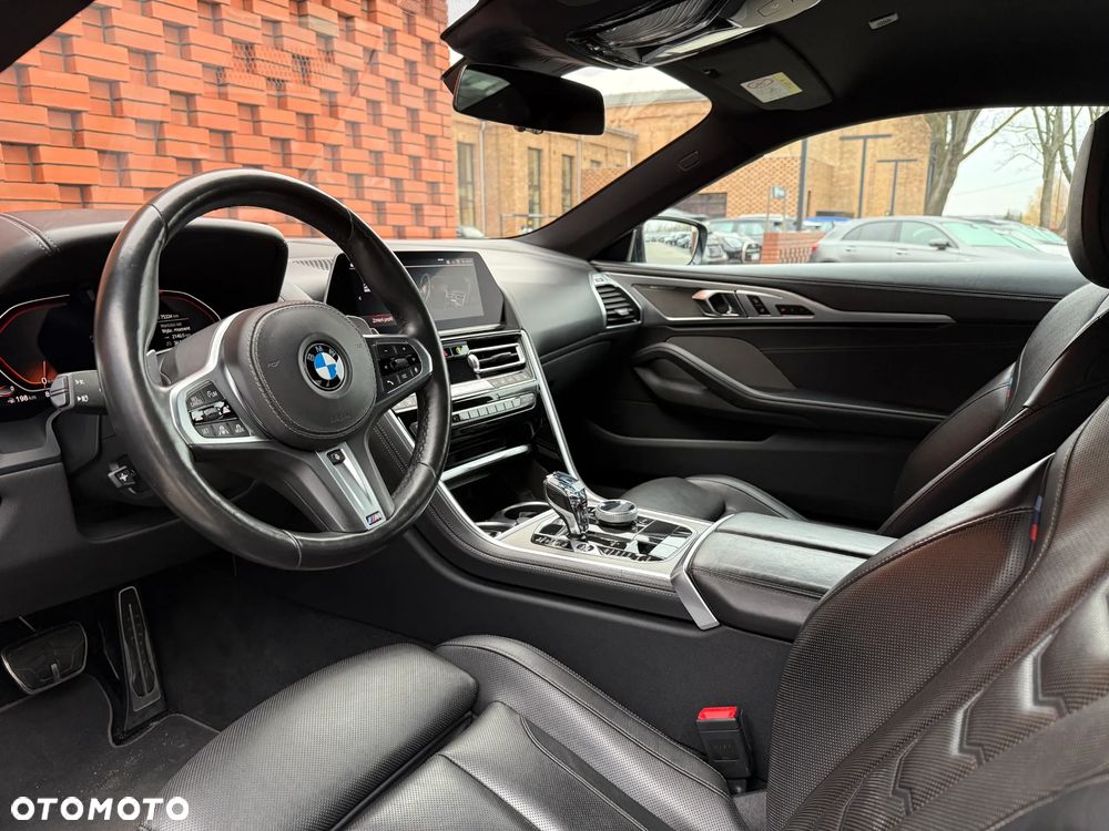 BMW Seria 8 - 11