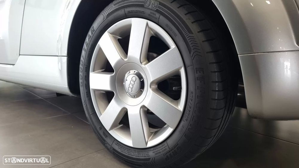 Audi TT Roadster 1.8 T - 8