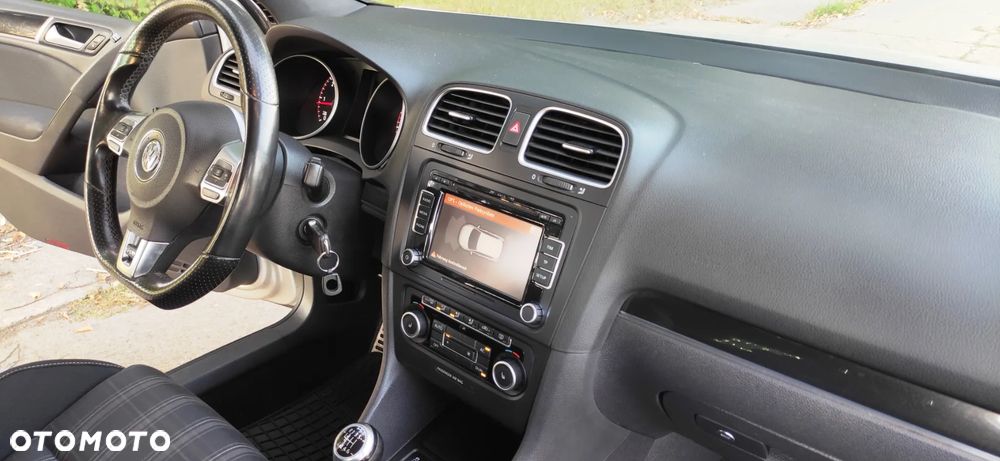 Volkswagen Golf - 30