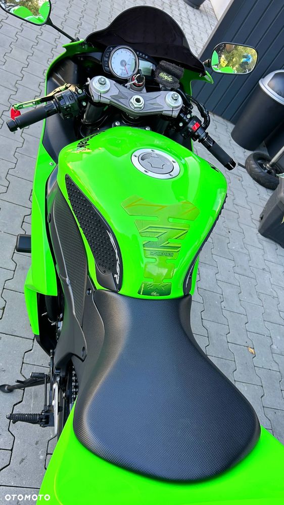 Kawasaki ZX - 9