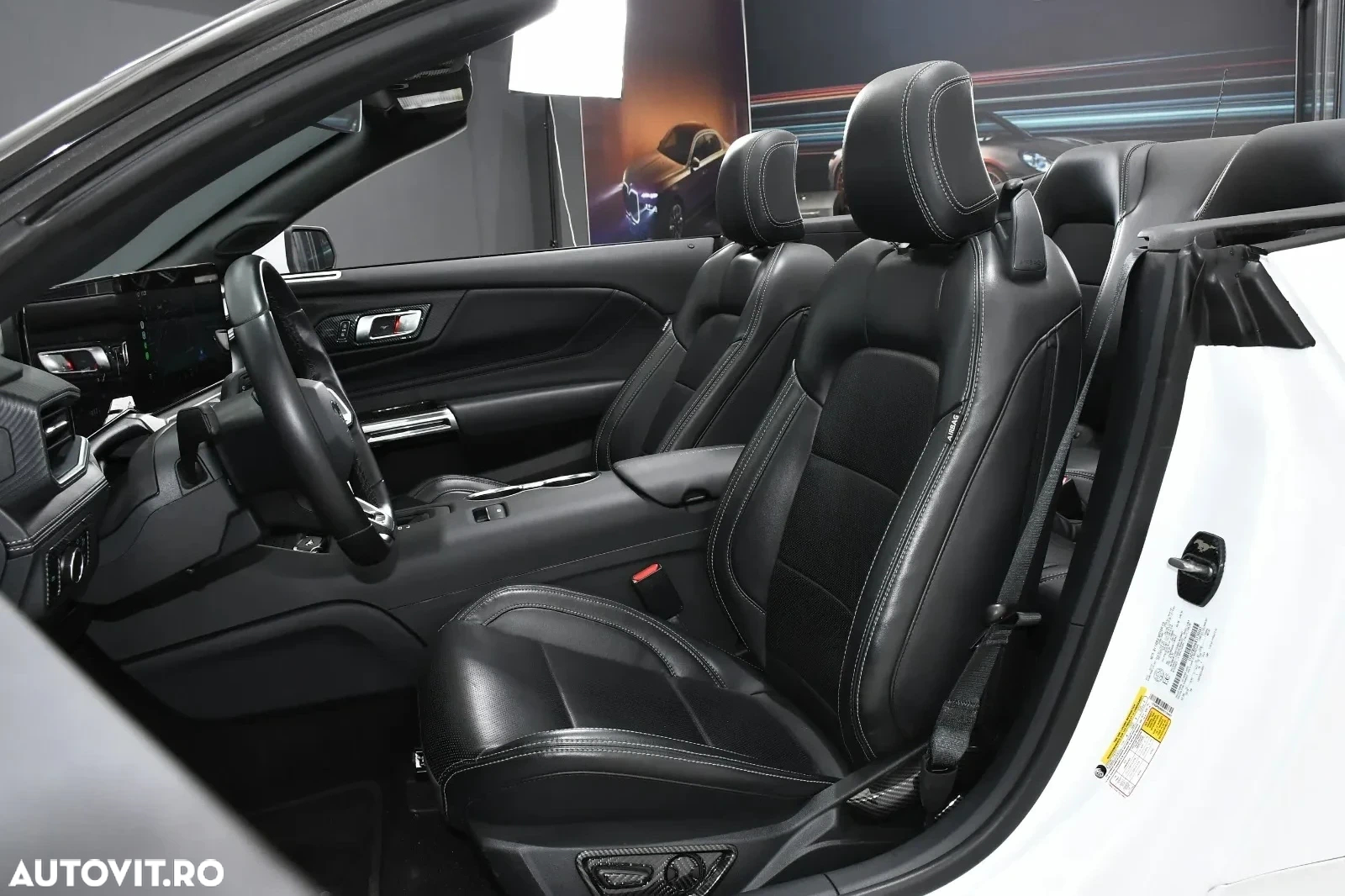 Ford Mustang Cabrio 2.3 Eco Boost - 12