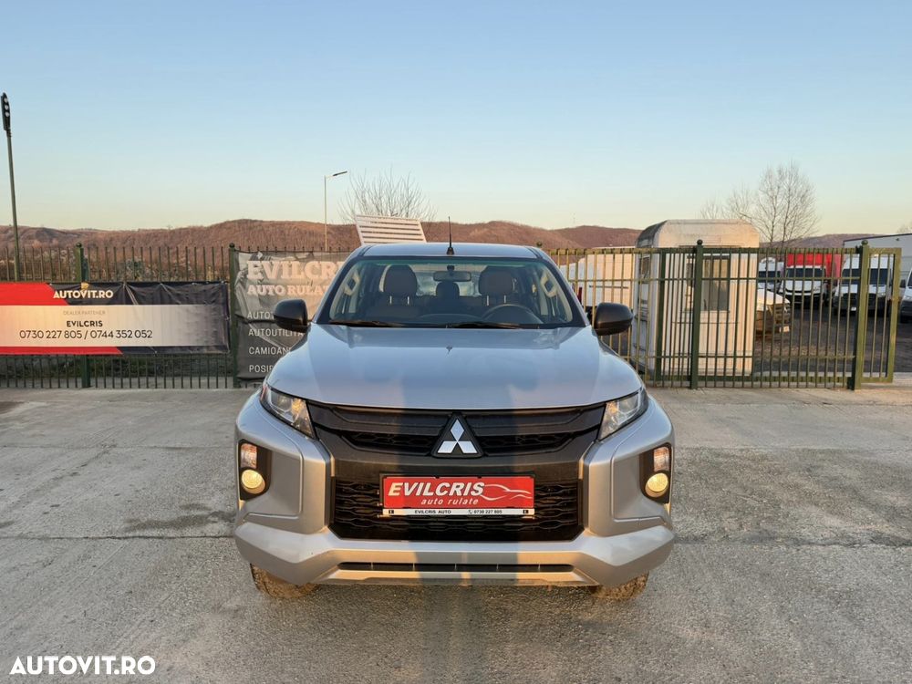 Mitsubishi L200 Double Cab 2.2 DI-D M/T Instyle - 5