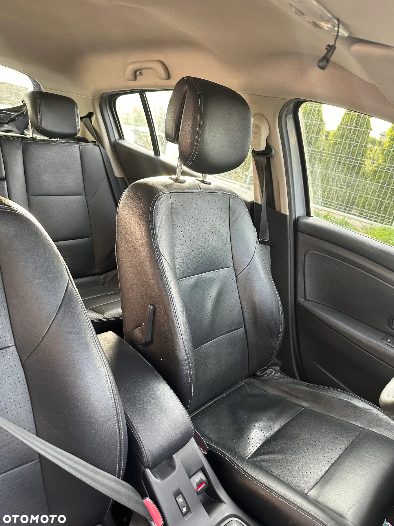 Renault Megane 2.0 16V Bose Edition CVT - 12