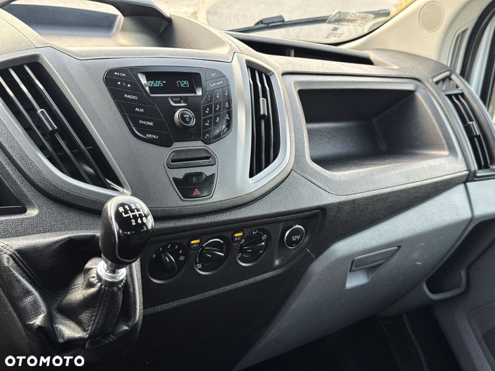 Ford Transit - 36