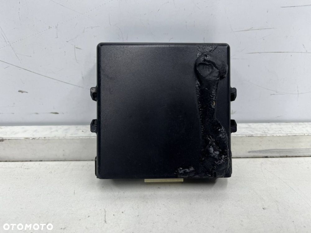 Moduł Aixam Crossline 08r.- sterownik parkowania PDC komputer 0207154ce - 4