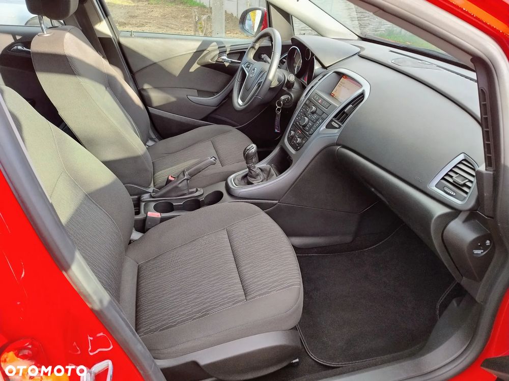 Opel Astra 1.6 Design Edition - 9