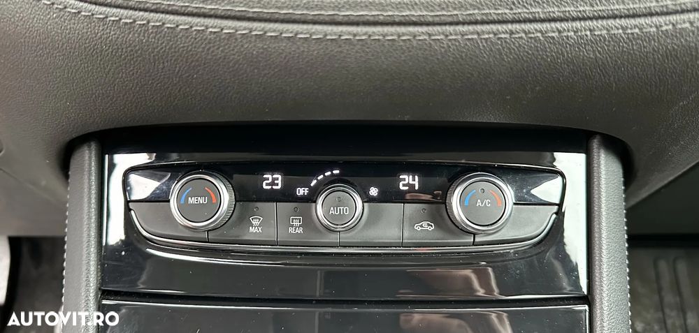 Opel Grandland X - 16