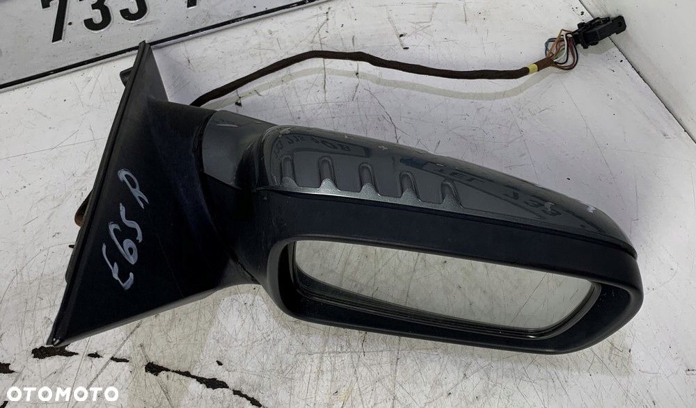 LUSTERKO PRAWE TITANGRAU 892 BMW E65 E66 EUROPA - 2