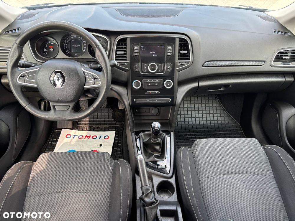 Renault Megane ENERGY TCe 100 EXPERIENCE - 13