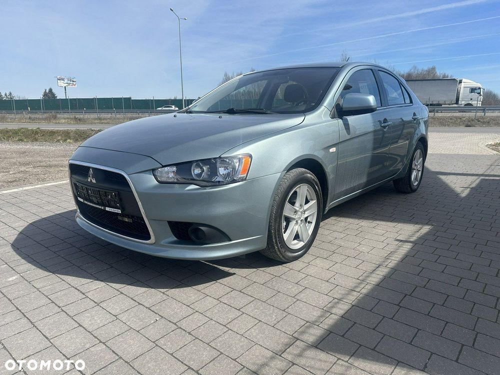 Mitsubishi Lancer - 3