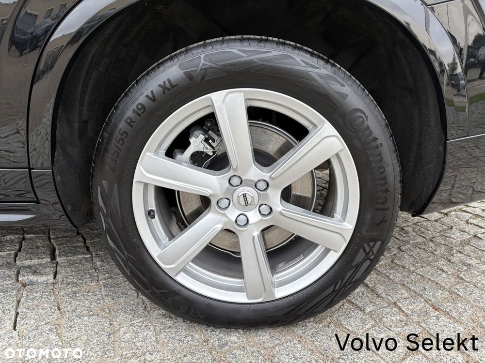 Volvo XC 90 - 8