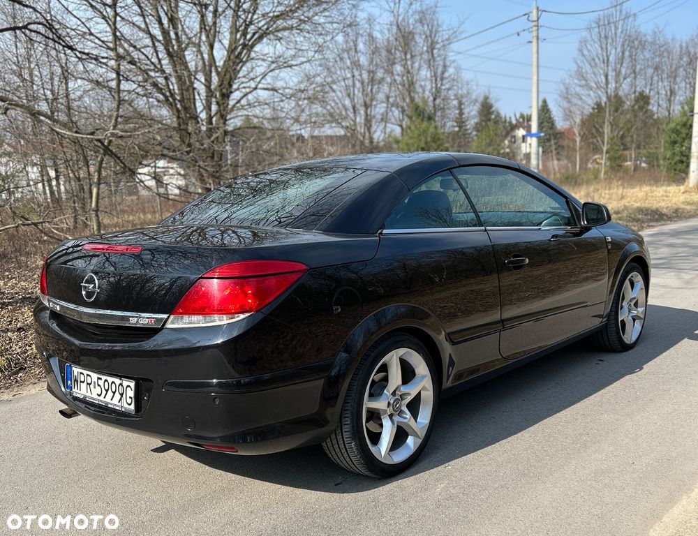 Opel Astra 1.9 CDTI Edition 111 Jahre - 3