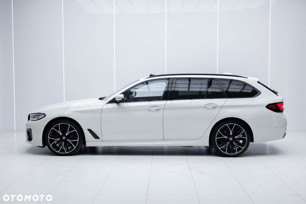 BMW Seria 5 530i xDrive M Sport Edition - 7