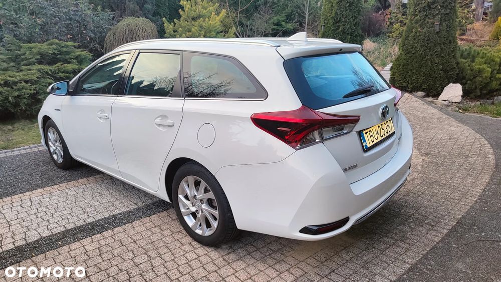 Toyota Auris 1.8 VVT-i Automatik Comfort - 14