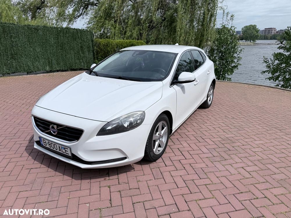 Volvo V40 D4 VEA Momentum - 13