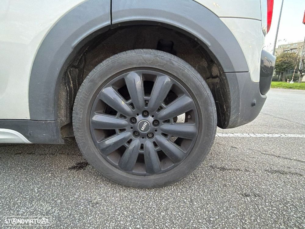 MINI Countryman Cooper D Auto - 17