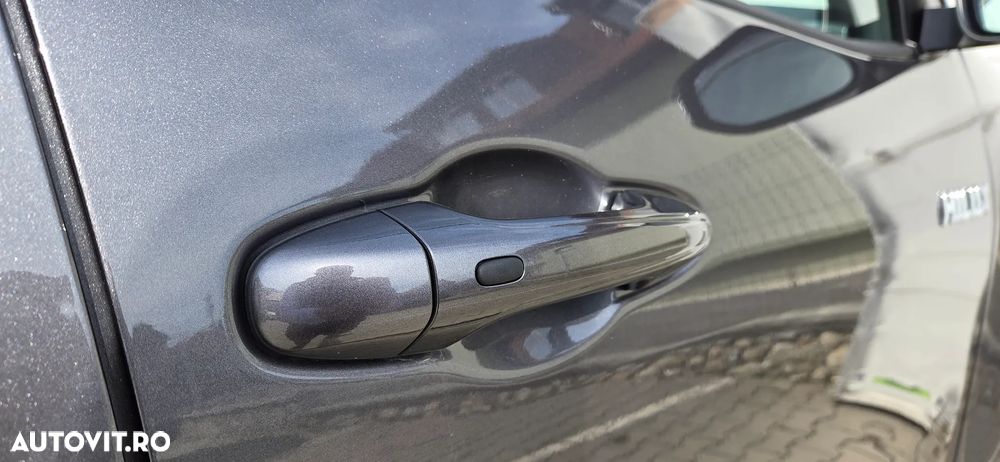 Toyota Hilux 2.4D 150CP 4x4 Double Cab AT Comfort - 11