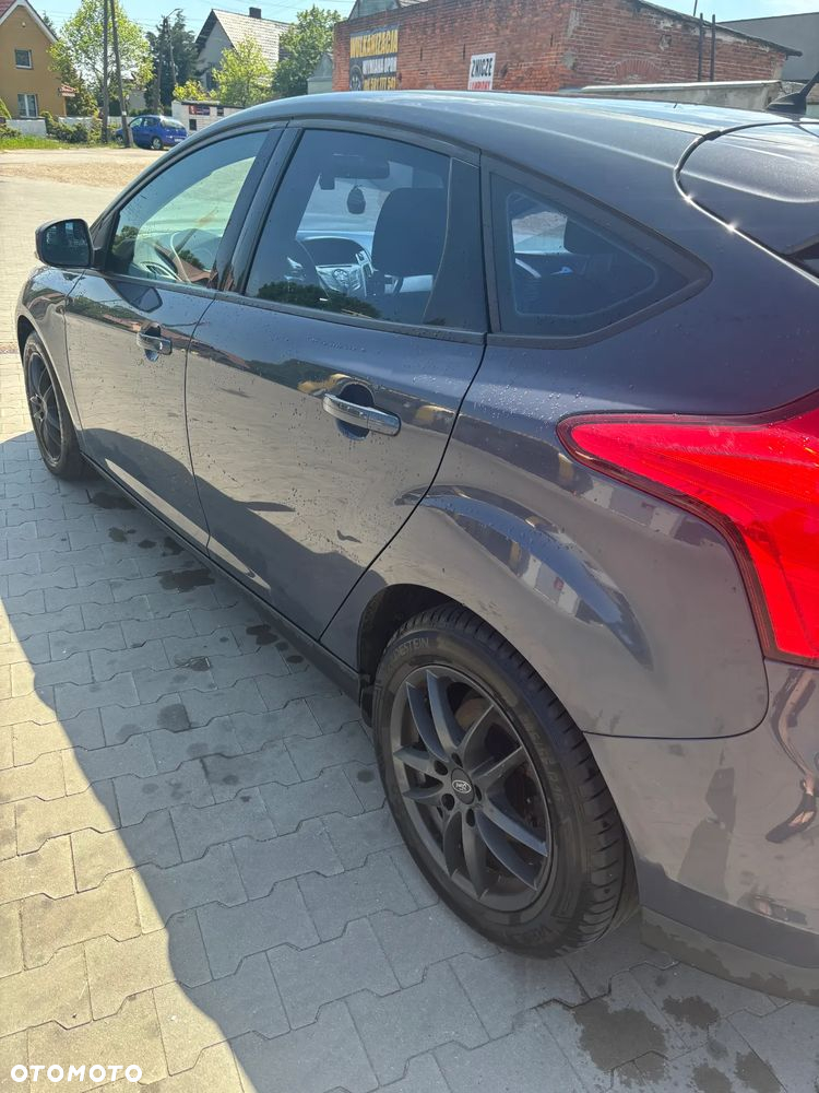 Ford Focus 1.6 TDCi Trend - 6
