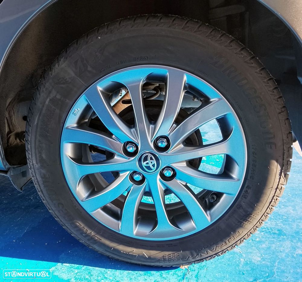 Toyota Yaris 1.0 VVT-i Comfort+P.Style - 21