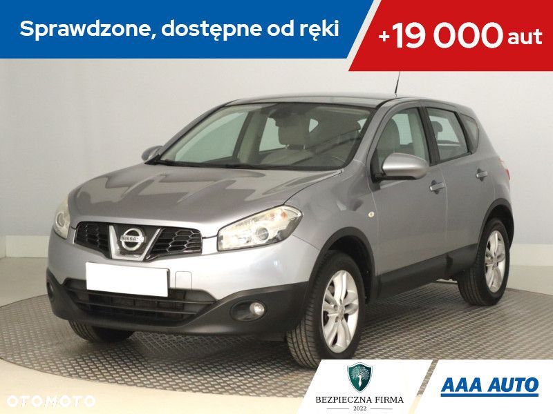 Nissan Qashqai - 2