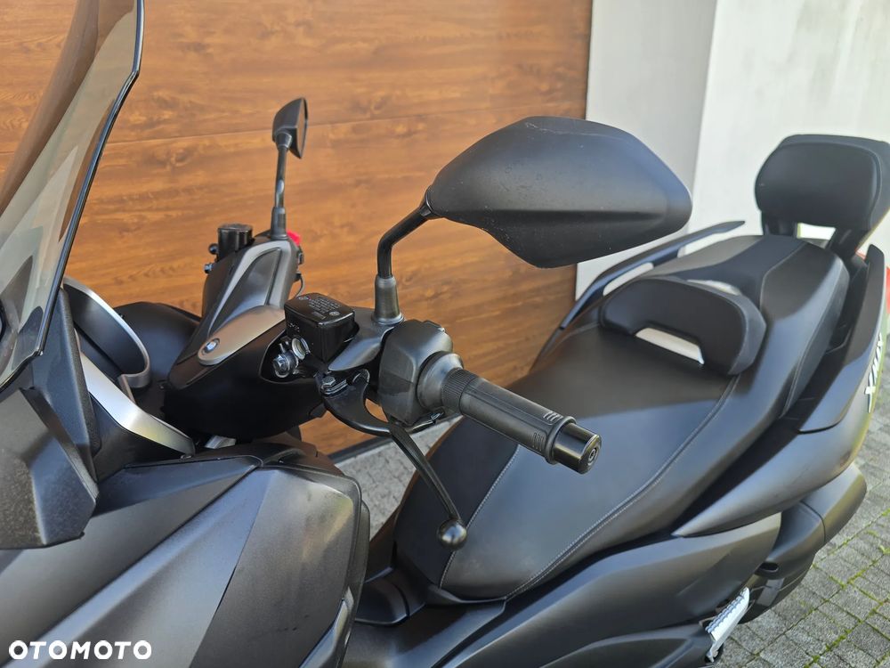 Yamaha X-max - 26