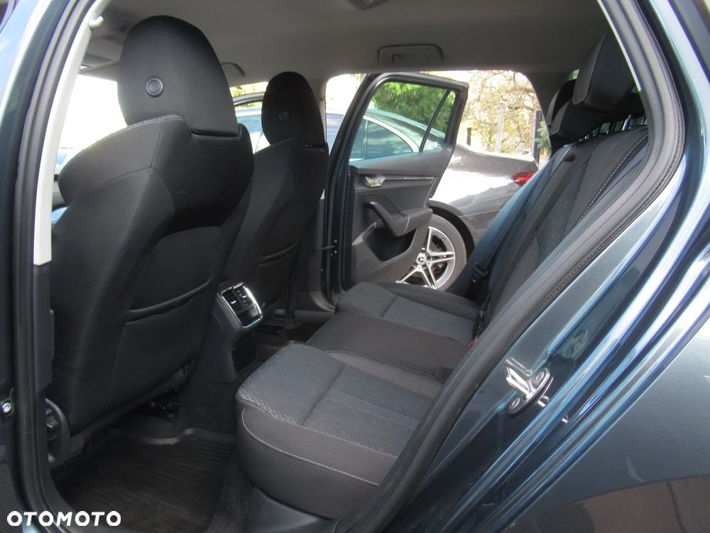Skoda Octavia 1.5 TSI e-Tec Style DSG - 8