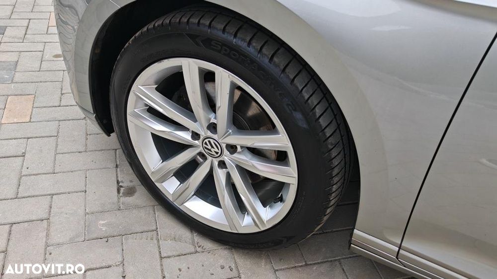 Volkswagen Passat 2.0 TDI SCR DSG Highline - 32
