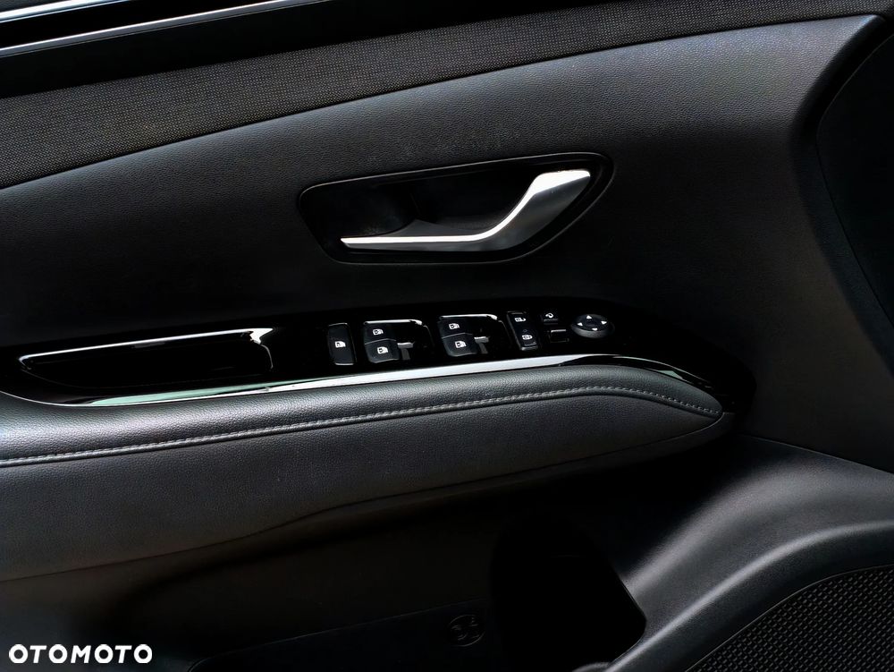 Hyundai Tucson 1.6 T-GDi HEV Platinum 2WD - 24