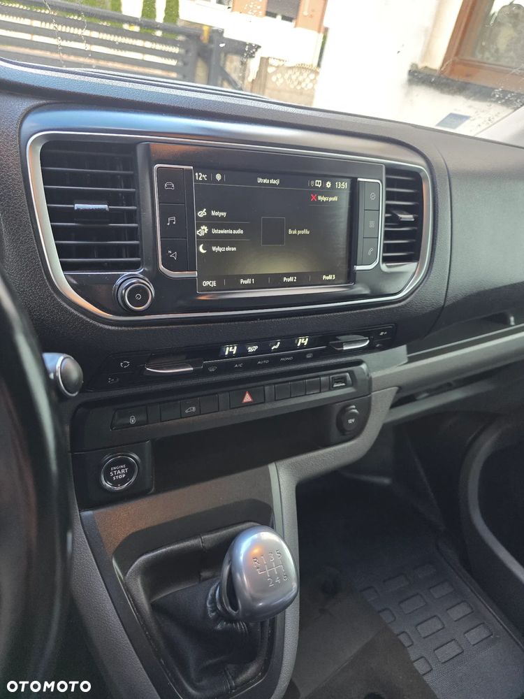 Opel Vivaro - 28