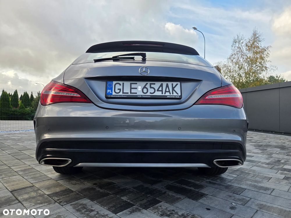 Mercedes-Benz CLA 200 7G-DCT AMG Line - 27