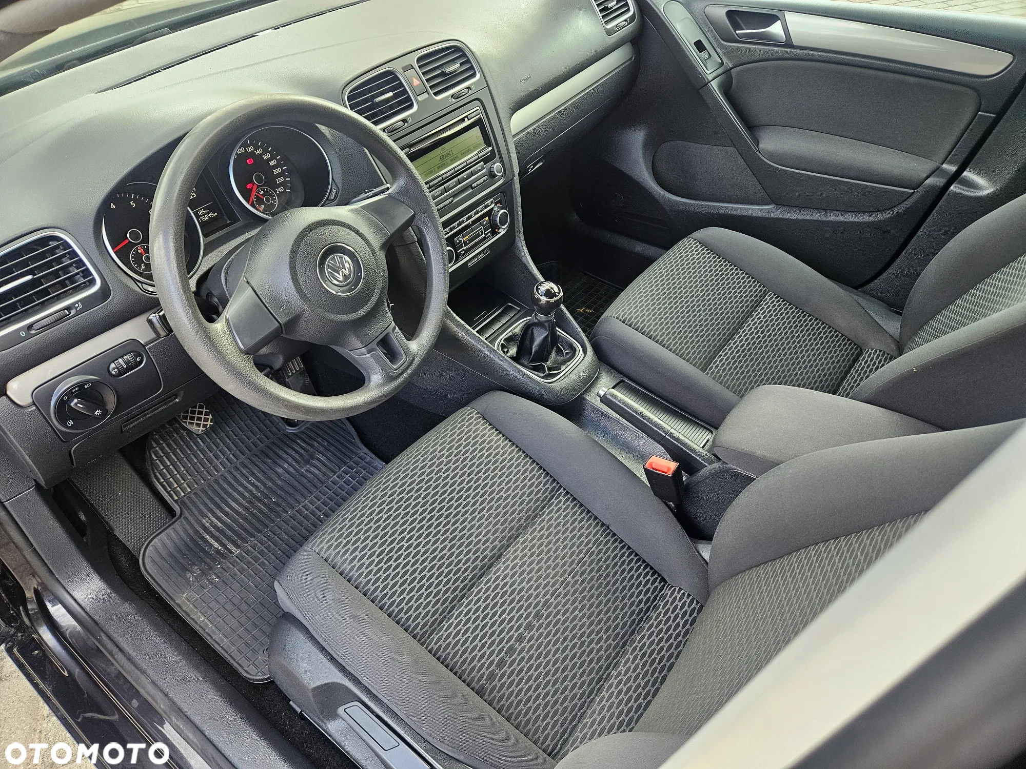 Volkswagen Golf 1.6 Comfortline - 8