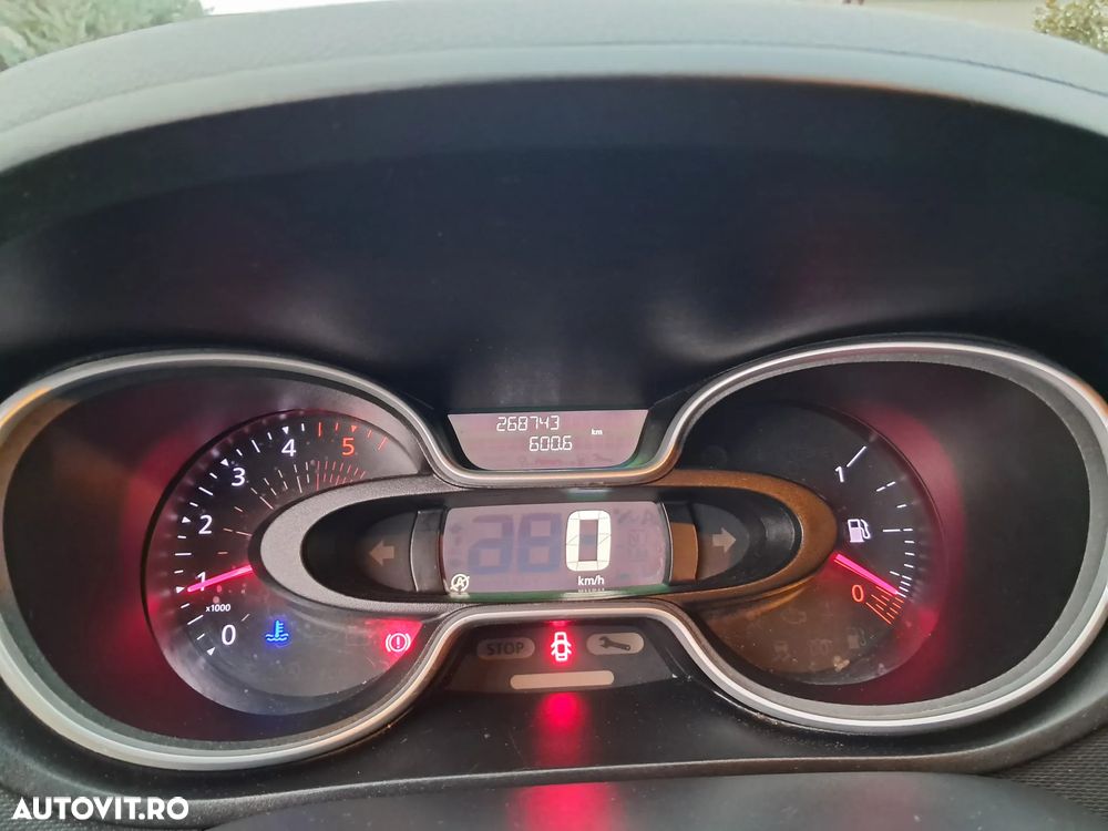 Renault TRAFIC - 21