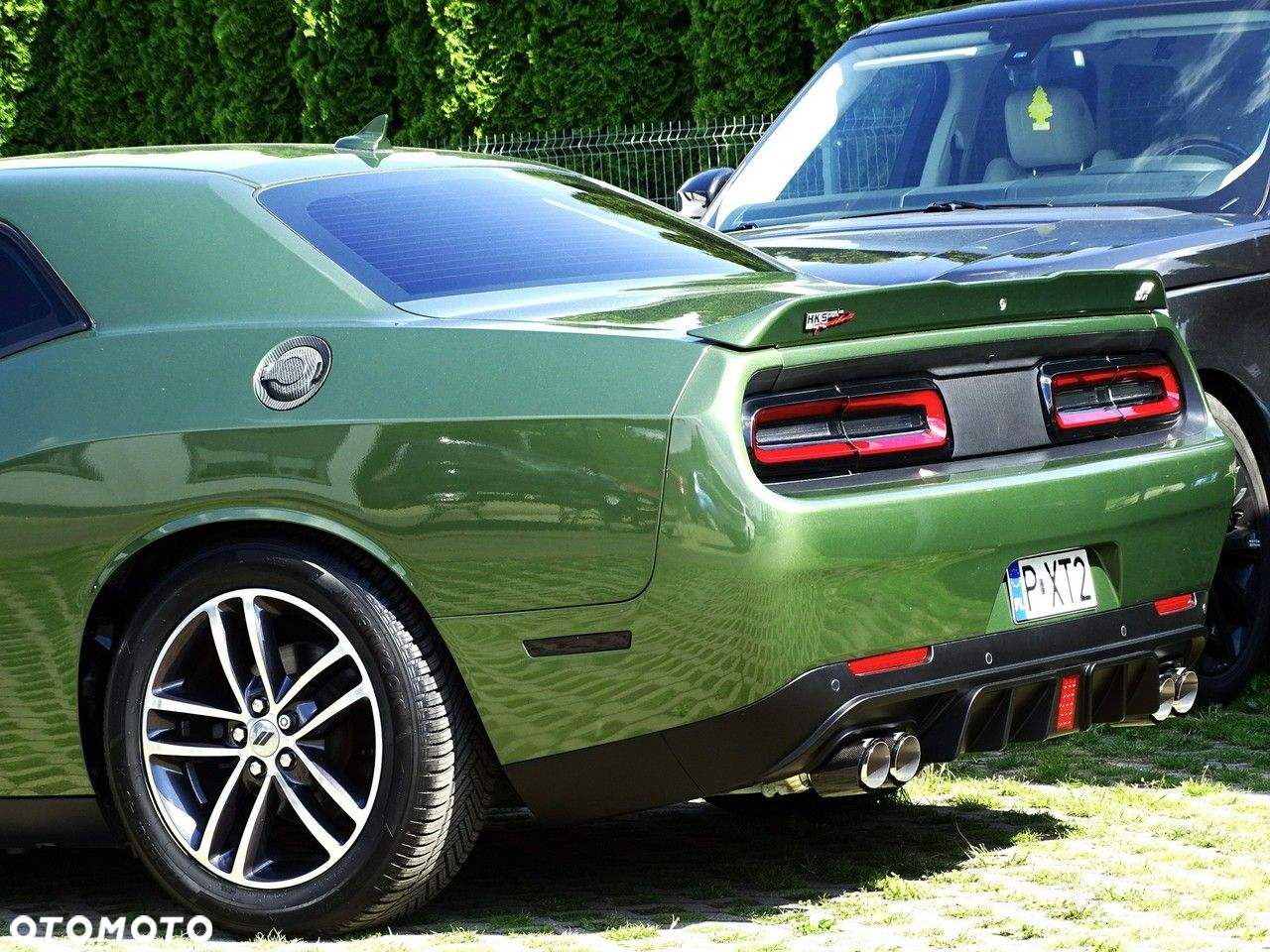 Dodge Challenger - 10