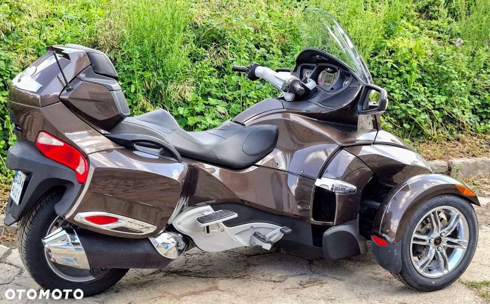 Can-Am Spyder - 4
