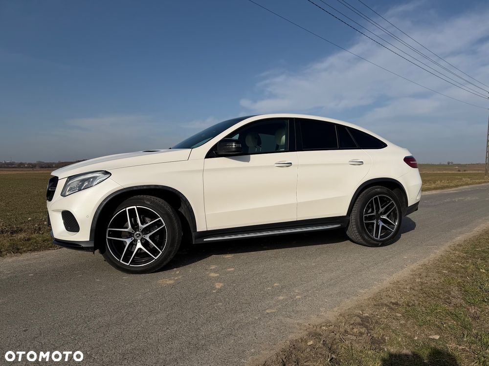 Mercedes-Benz GLE - 31