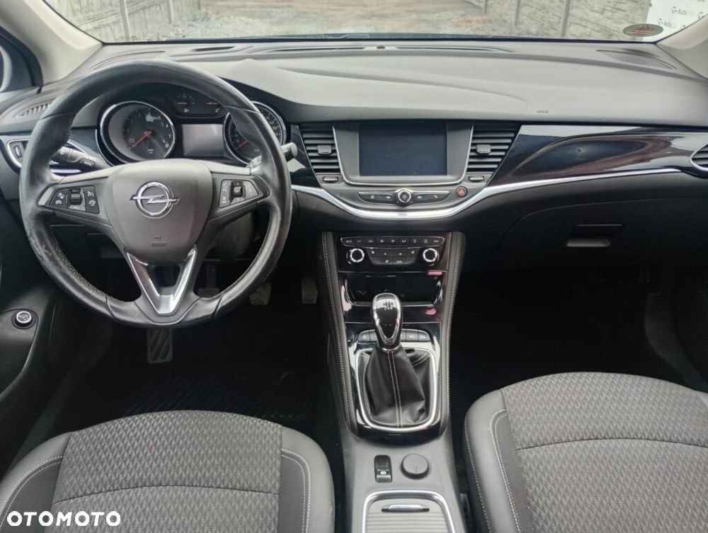 Opel Astra 1.6 Turbo Start/Stop Automatik Innovation - 8