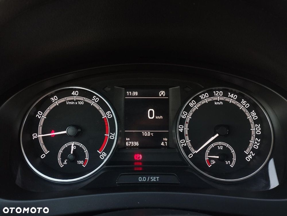 Skoda RAPID 1.0 TSI Ambition - 13