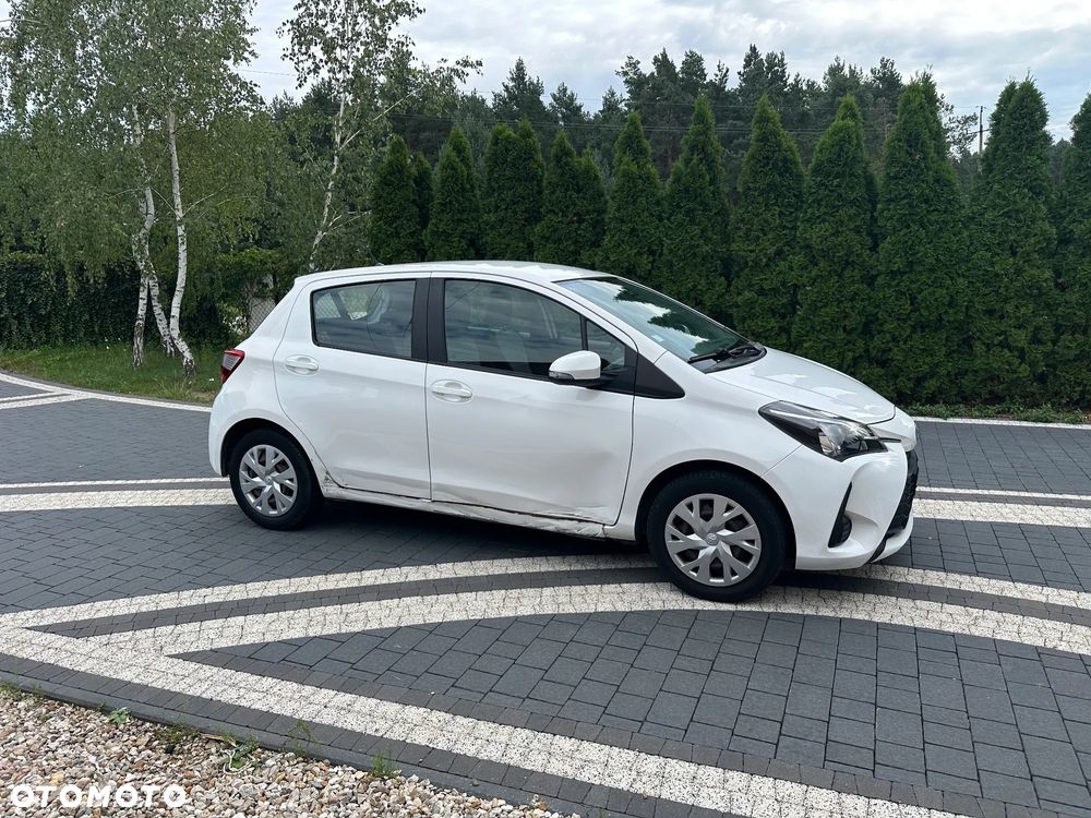 Toyota Yaris 1.5 Dynamic - 4