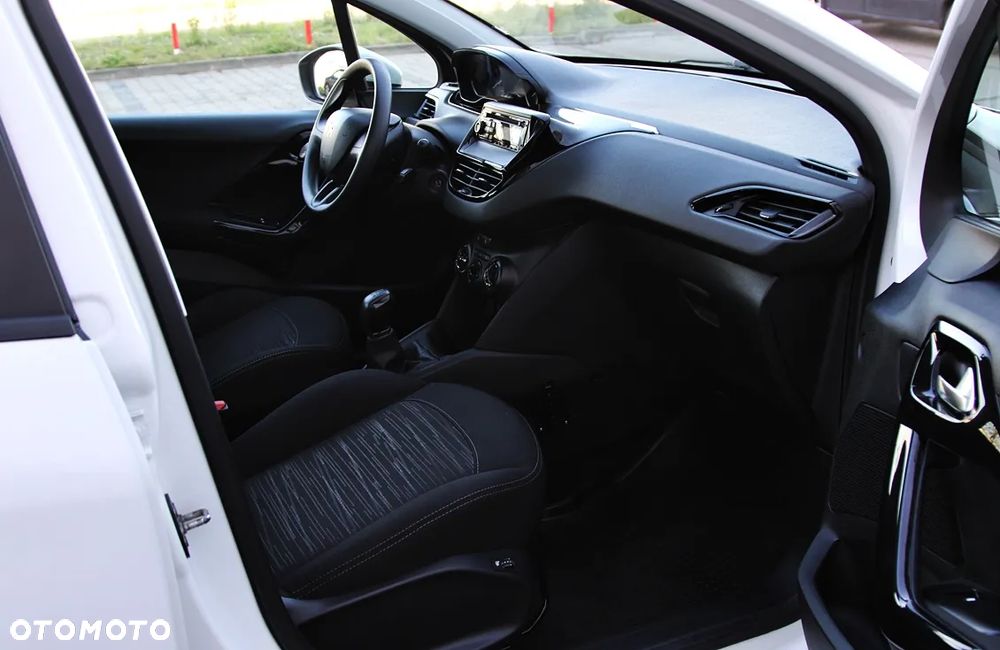 Peugeot 208 1.0 VTi Active - 28