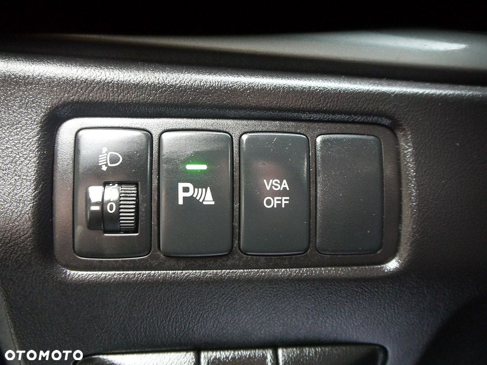 Honda Accord 2.0 S - 35