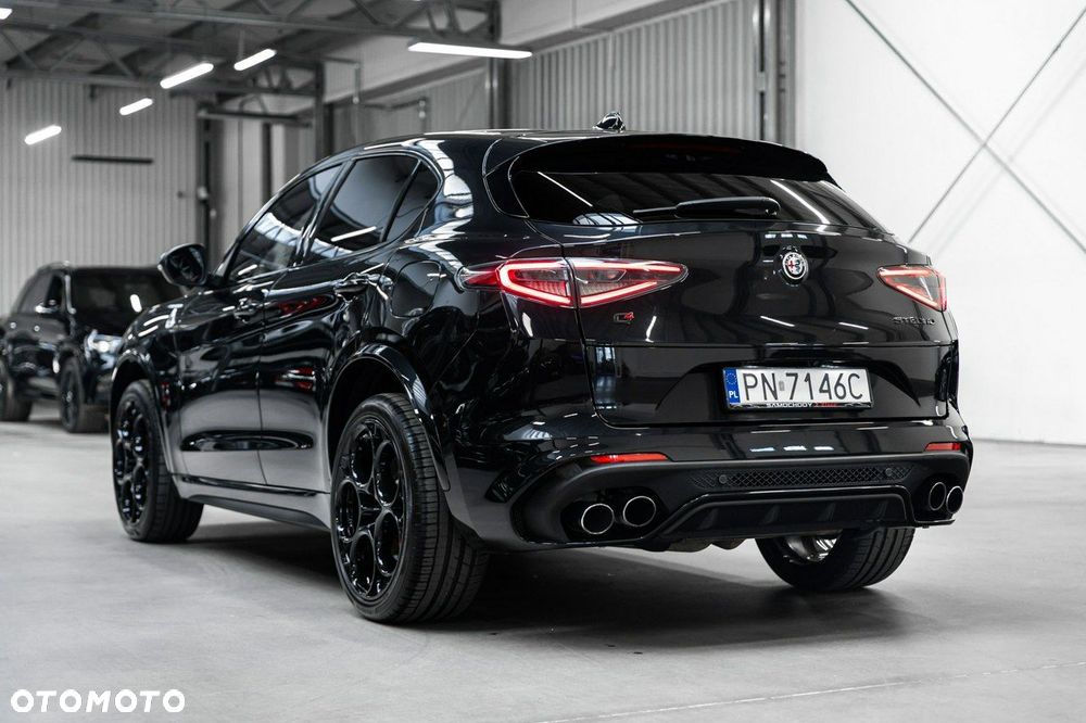 Alfa Romeo Stelvio 2.9 V6 Bi-Turbo Quadrifoglio Q4 - 9