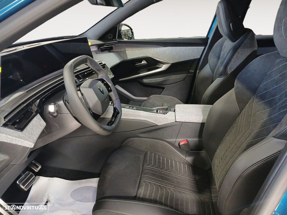 Peugeot E-3008 73 kWh Dual Motor Launch Edition - 9