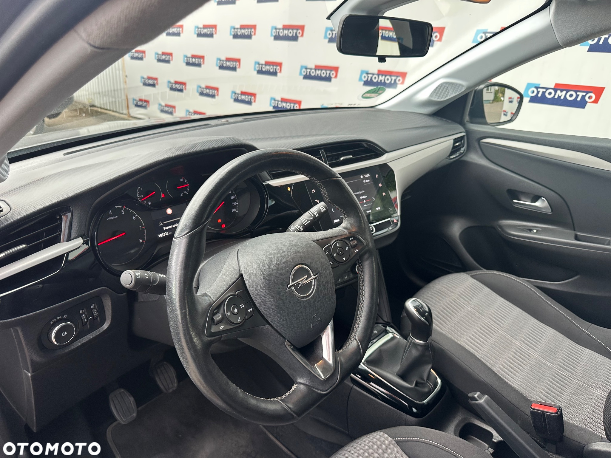 Opel Corsa 1.2 Business S&S - 22